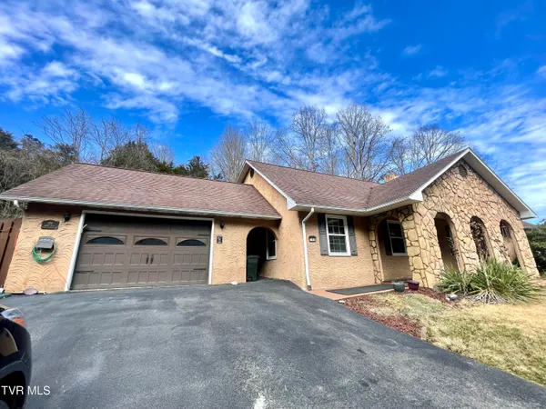 $311,000 | 188 Bryan Drive, Richlands, VA 24641