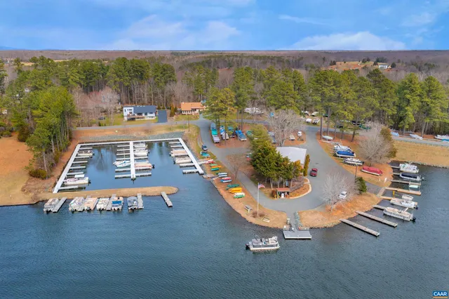 $895,000 | 27 Kingswood Road, Palmyra, VA 22963