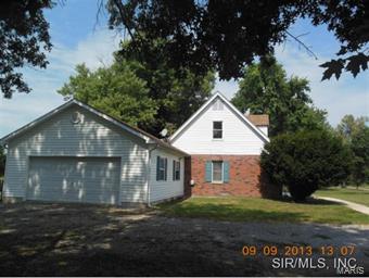 7429 Lobo Road Alton, IL 62002 - Photo 6 of 18