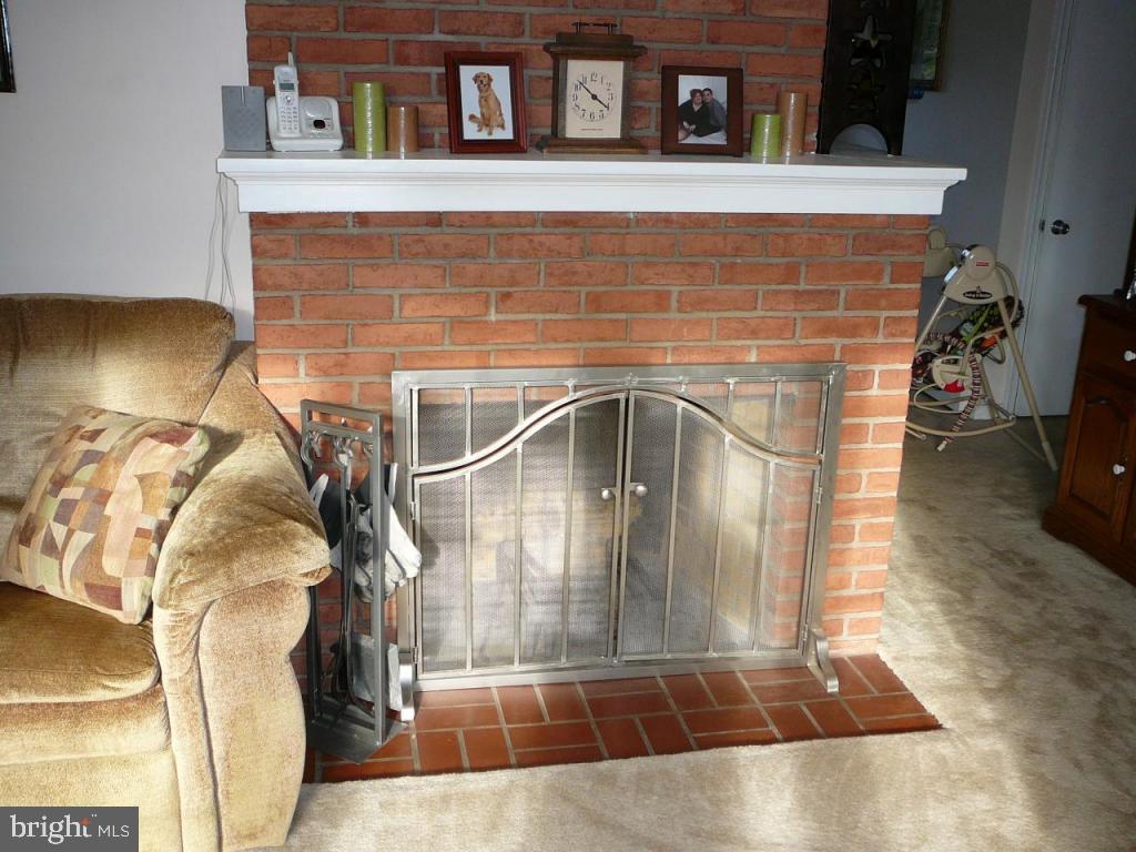 24 Quaker Hills Road Lancaster, PA 17603 - Photo 5 of 15 Gallery Image 5