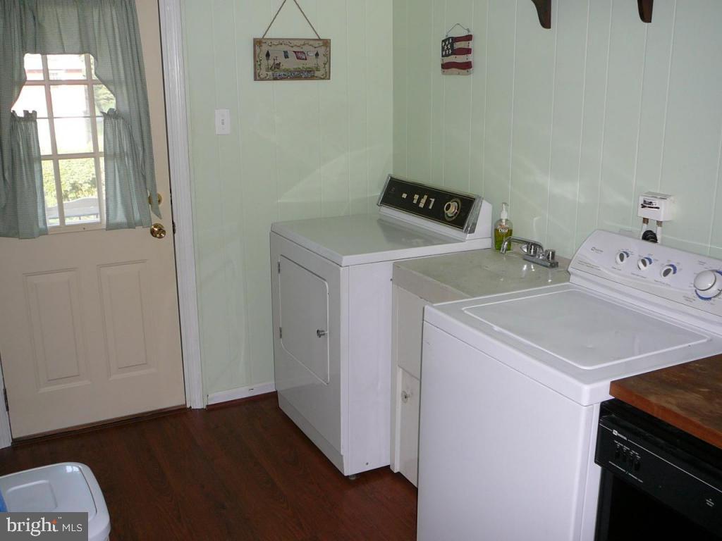 24 Quaker Hills Road Lancaster, PA 17603 - Photo 9 of 15 Gallery Image 9