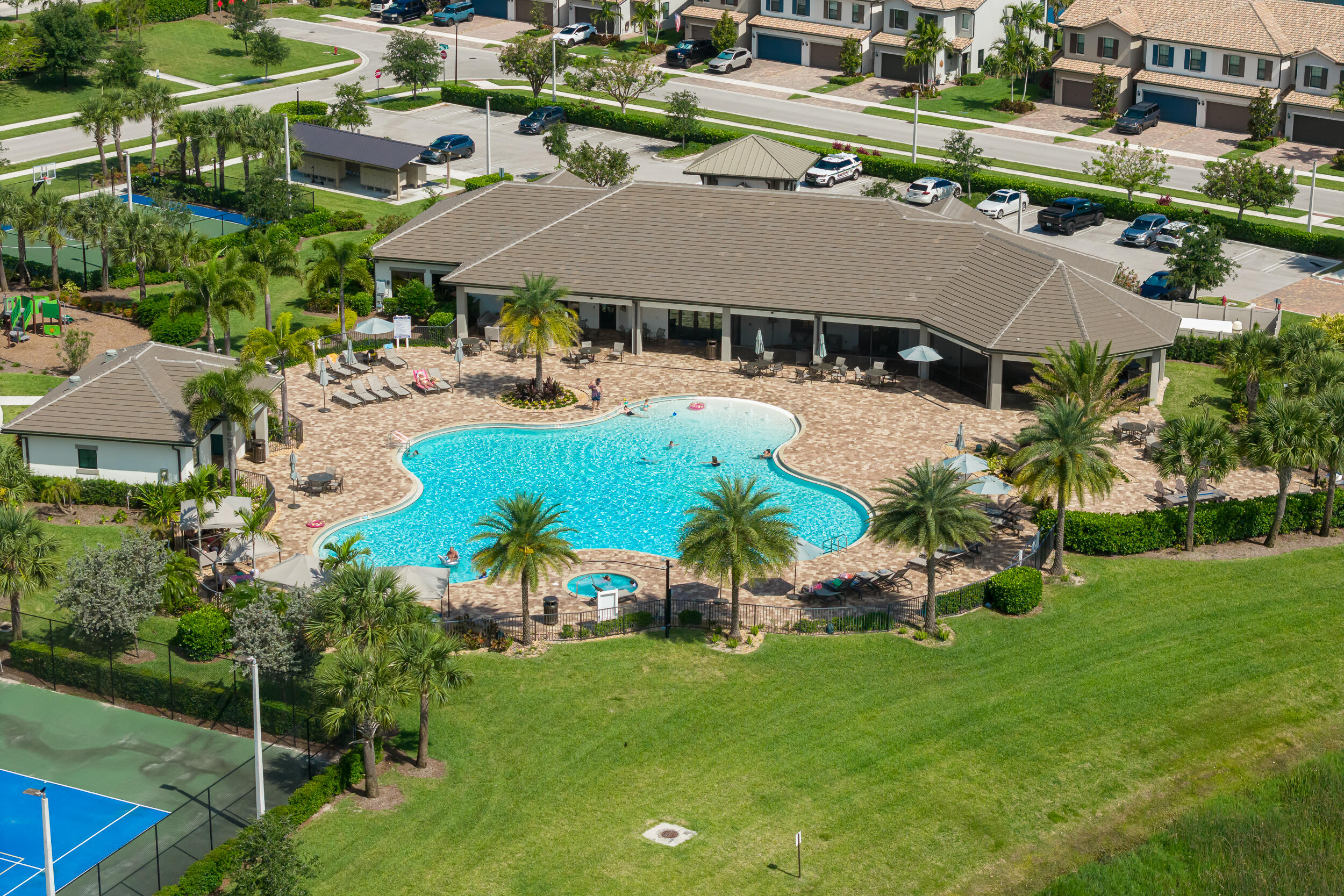 4819 Chantilly Rd Lake Lake Worth, FL 33467 - Photo 47 of 49 photo-55