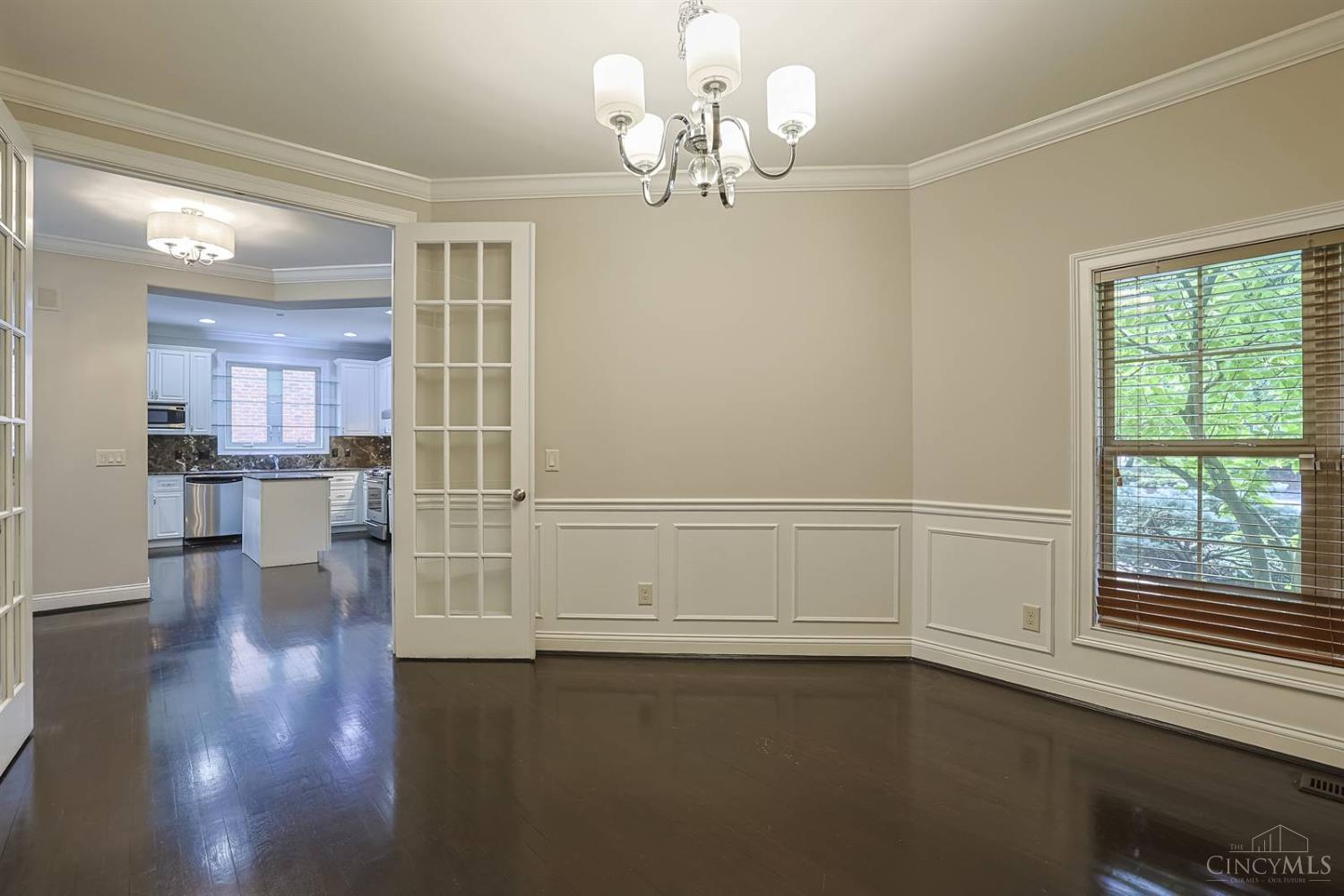 8731 Kenwood Road Cincinnati, OH 45242 - Photo 26 of 73