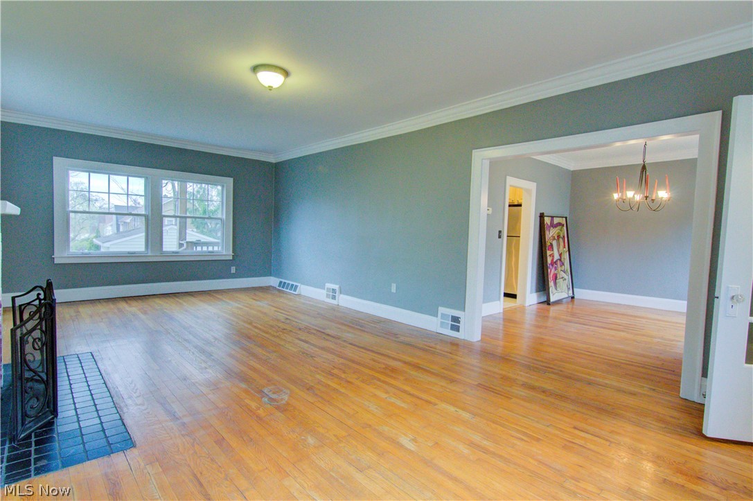 3729 Woodridge Road Cleveland, OH 44121 - Photo 17 of 35 Gallery Image 17