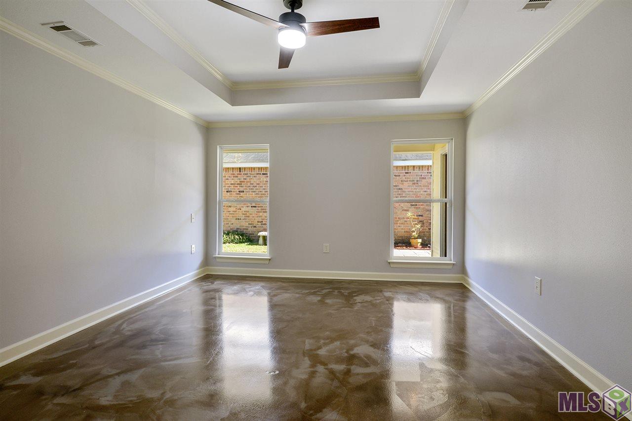 2102 Maple Ridge Avenue Baton Rouge, LA 70816 - Photo 7 of 11