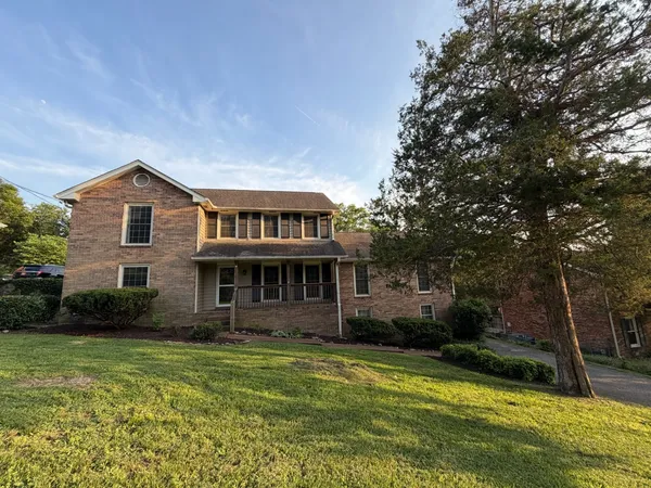 $3,000 | 168 Allen Drive, Hendersonville, TN 37075
