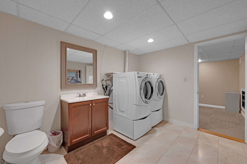 25 Old Dudley Road Oxford, MA 01540 - Photo 33 of 36