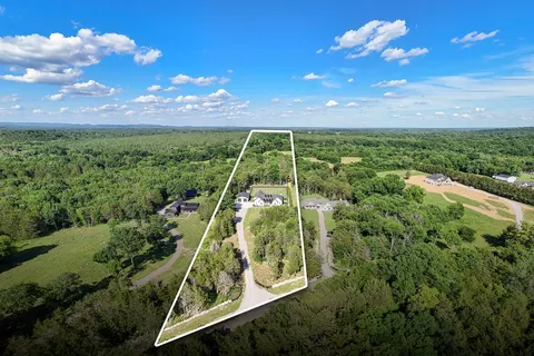 $1,650,000 | 2207 Carpenter Bridge Road, Columbia, TN 38401