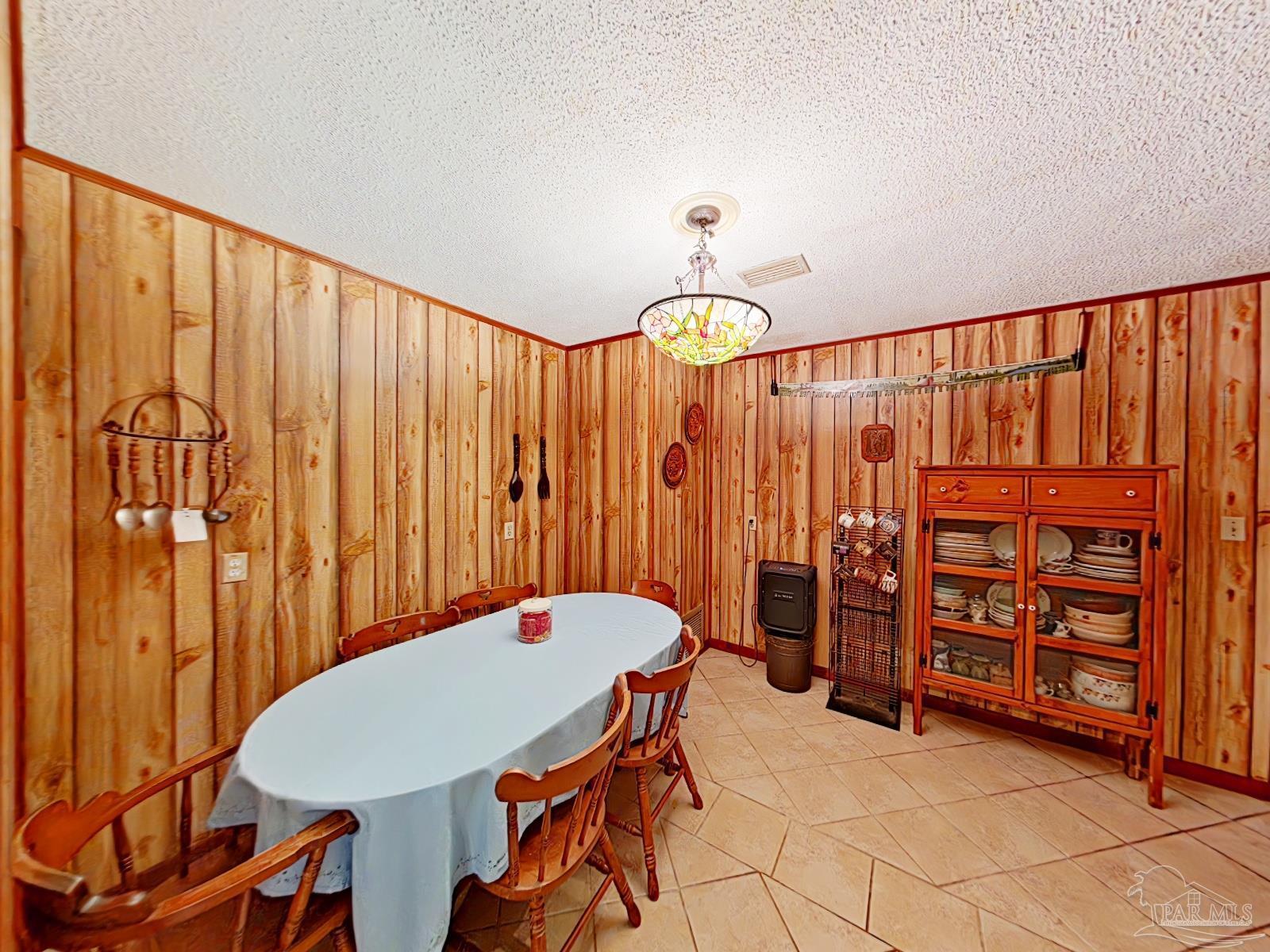 3115 Partridge Drive Pensacola, FL 32526 - Photo 11 of 29 Gallery Image 11