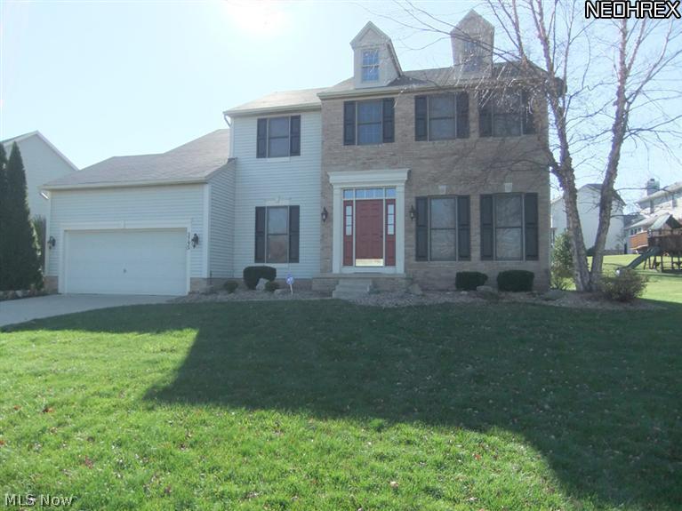 Welcome to 3795 Stonebridge Blvd in the Kingsbury Trace Community!