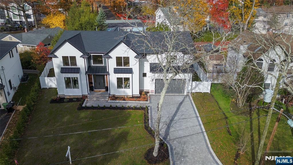 333 Harrison Street Paramus, NJ 07652 - Photo 4 of 50