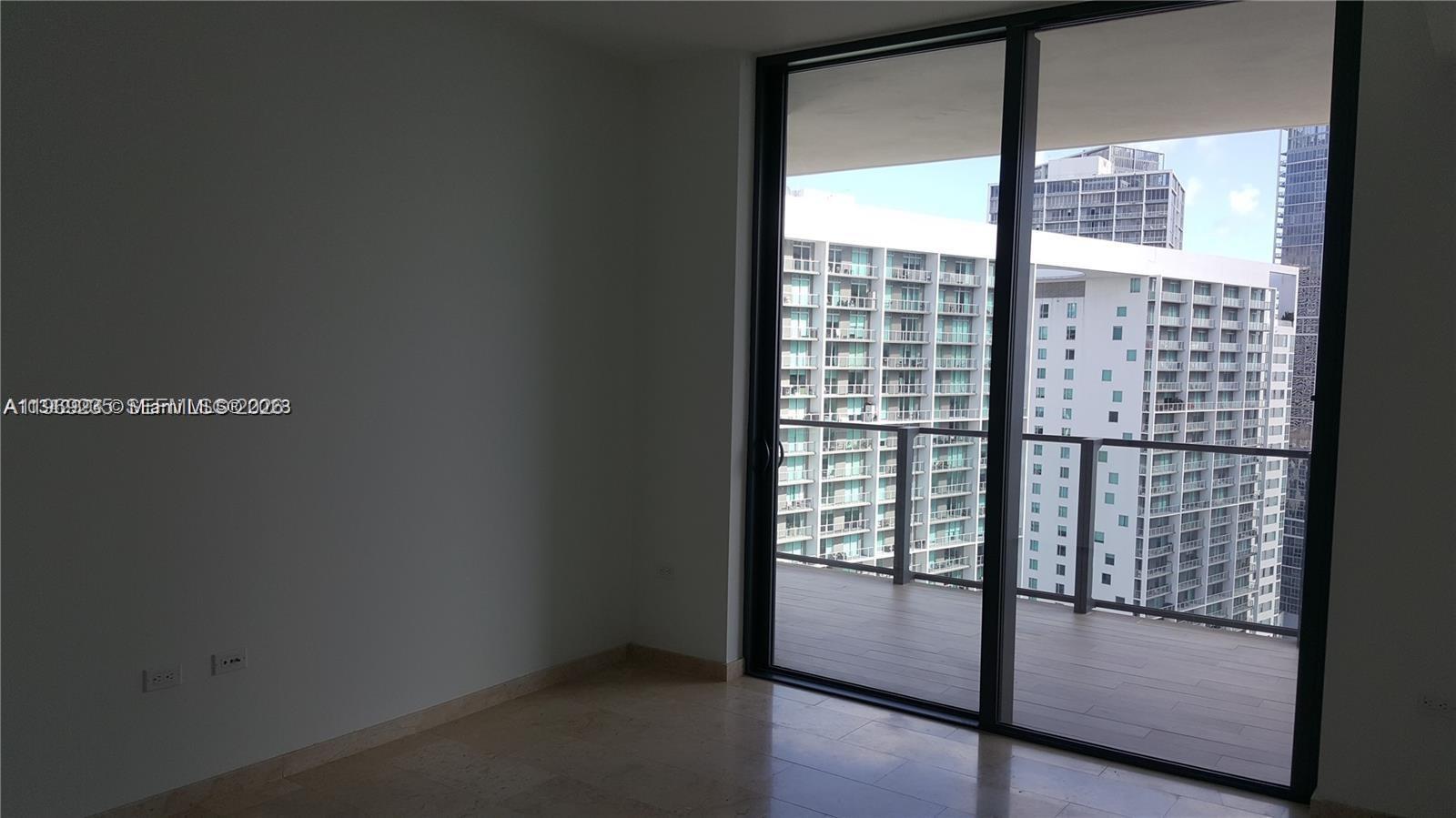 68 Southeast 6th Street, Unit 3305 Miami, FL 33131 - Photo 10 of 12