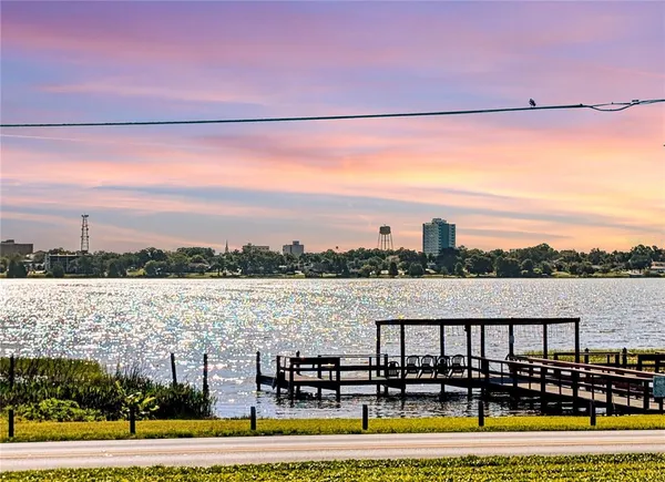 $82,000 | 333 North Lake Howard Drive, Unit 212A, Winter Haven, FL 33880