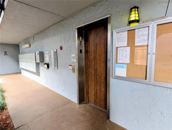 $82,000 | 333 North Lake Howard Drive, Unit 212A, Winter Haven, FL 33880