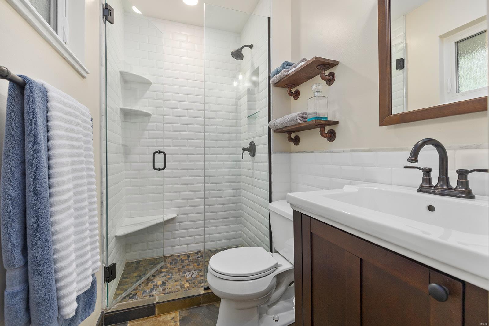 4940 Theiss Road St. Louis, MO 63128 - Photo 12 of 21 Gallery Image 12