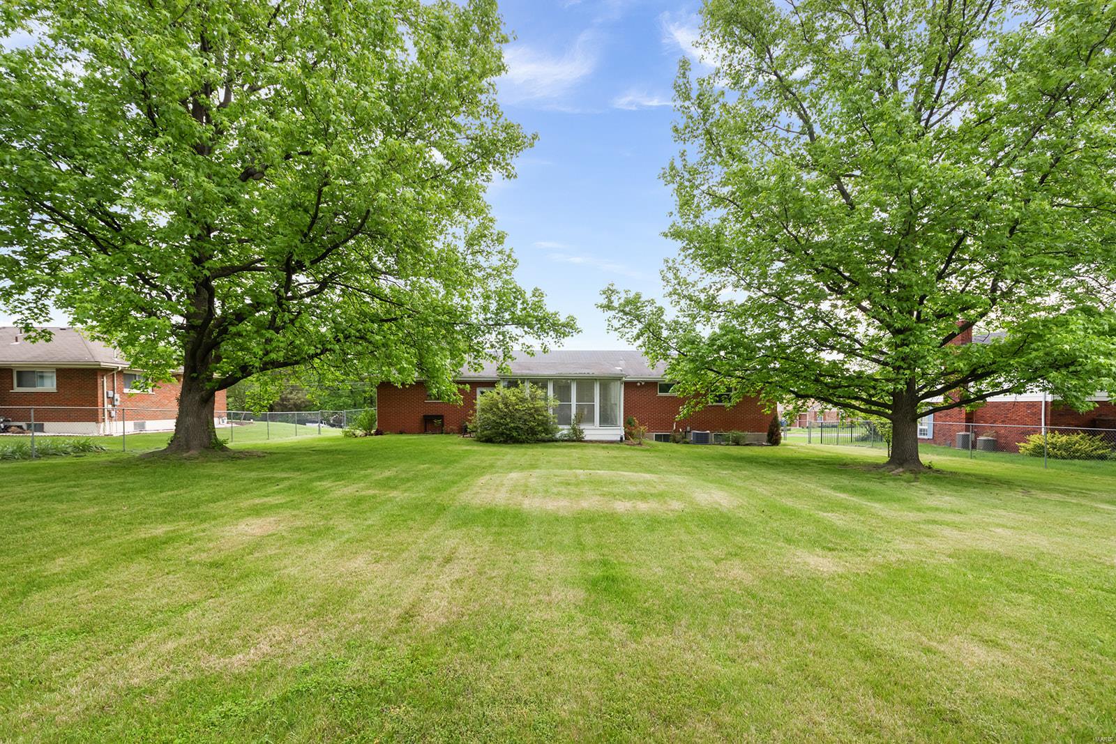 4940 Theiss Road St. Louis, MO 63128 - Photo 17 of 21 Gallery Image 17