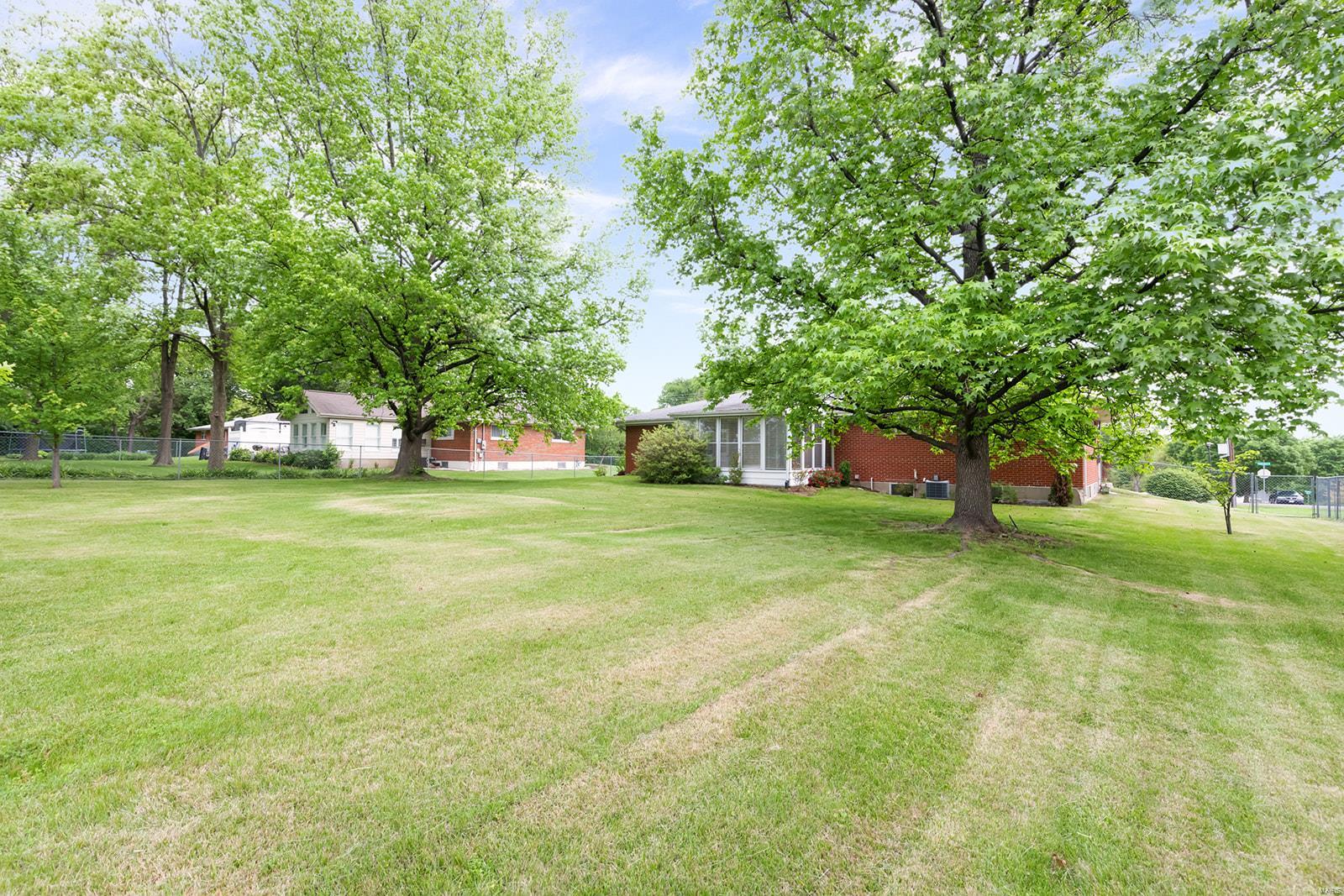 4940 Theiss Road St. Louis, MO 63128 - Photo 20 of 21 Gallery Image 20