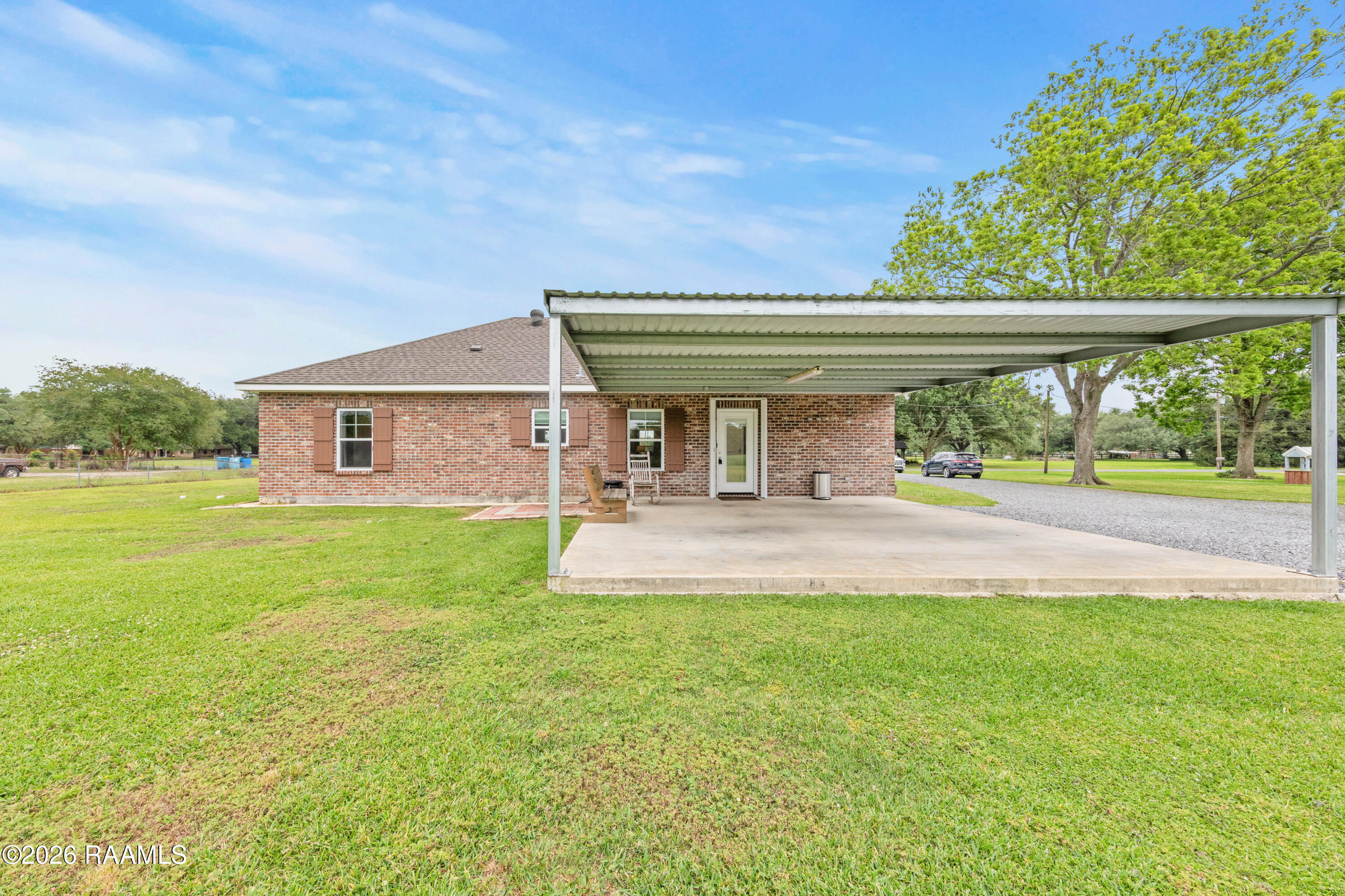 1111 Lady Of The Lake Road St. Martinville, LA 70582 - Photo 25 of 37 1111LadyoftheLake-13