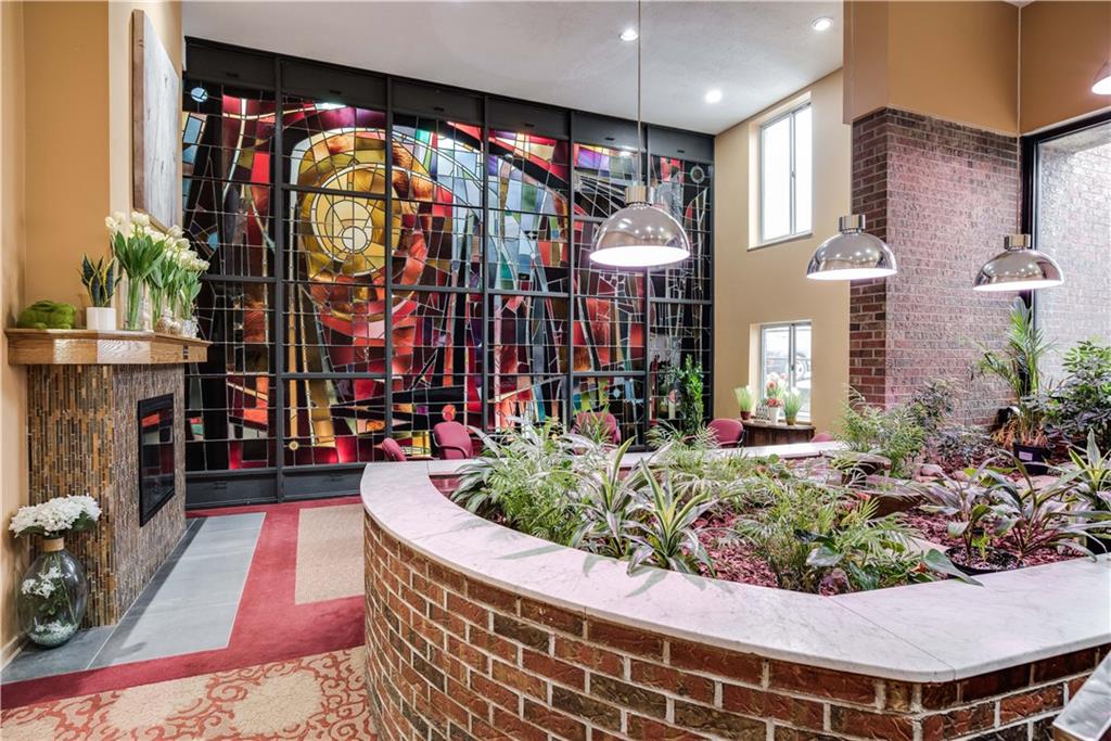5 Bayard Road, Unit 607 Pittsburgh, PA 15213 - Photo 2 of 20 Gallery Image 2