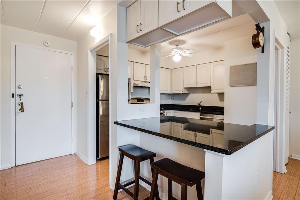 5 Bayard Road, Unit 607 Pittsburgh, PA 15213 - Photo 6 of 20 Gallery Image 6