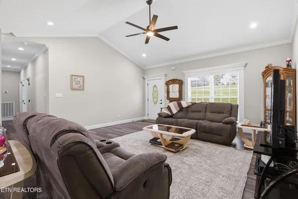 $474,900 | 5006 Morganton Road, Greenback, TN 37742