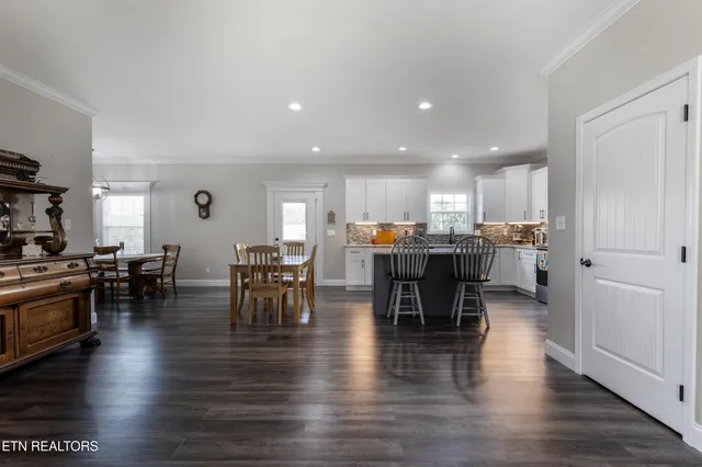 $499,400 | 5006 Morganton Road, Greenback, TN 37742