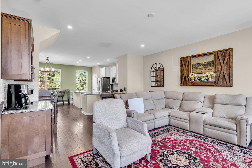 305 Spirit Way Brick, NJ 08723 - Photo 11 of 29 a living room with furniture and a large window