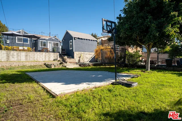 $1,249,000 | 3220 Garden Avenue, Los Angeles, CA 90039