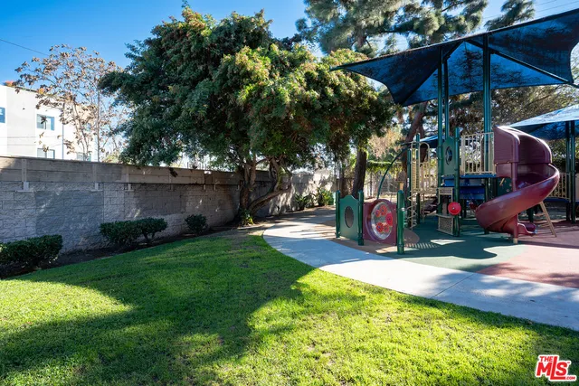 $1,249,000 | 3220 Garden Avenue, Los Angeles, CA 90039