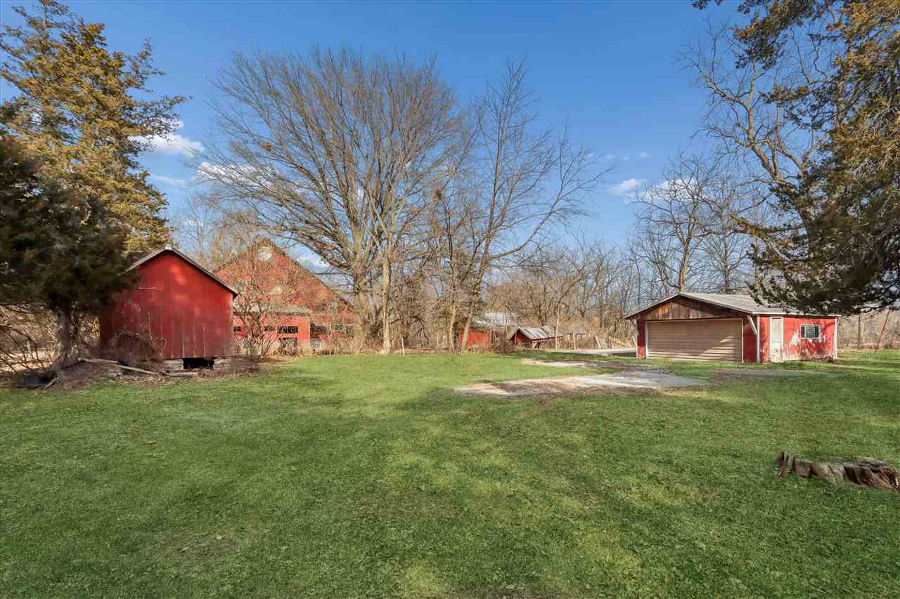 2646 Sugar Bottom Road Northeast Solon, IA 52333 - Photo 4 of 18 Gallery Image 4