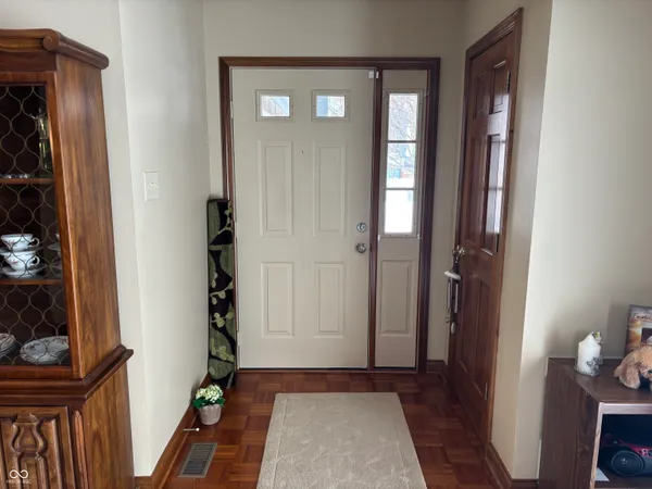 $209,000 | 114 Mackinac Court, Indianapolis, IN 46227