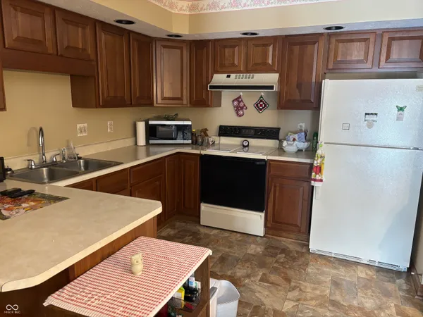 $209,000 | 114 Mackinac Court, Indianapolis, IN 46227