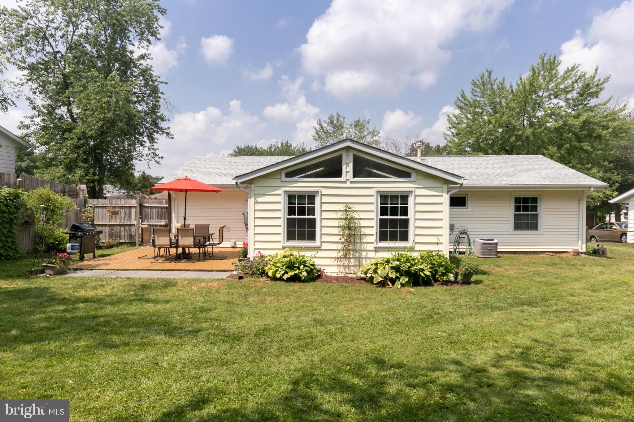 802 West Poplar Road Sterling, VA 20164 - Photo 22 of 29 Exterior (Rear)