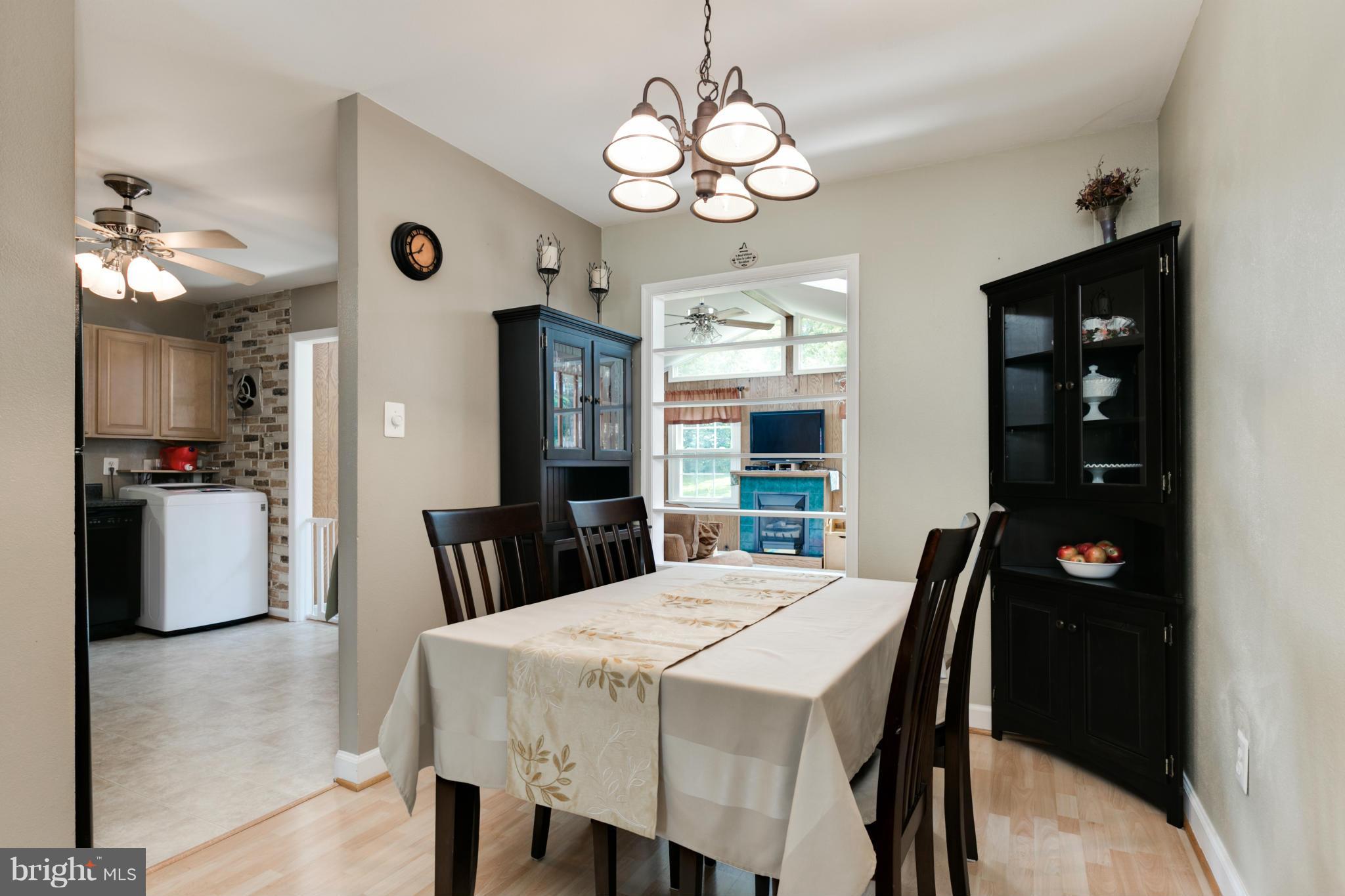 802 West Poplar Road Sterling, VA 20164 - Photo 8 of 29 Dining Room