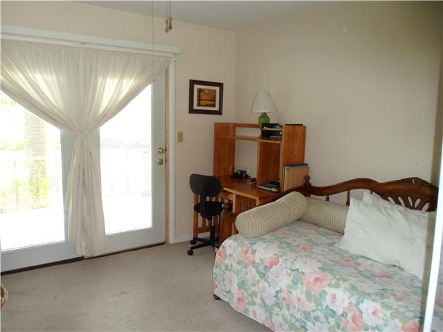 1565 Fall River Road Lawrenceburg, TN 38464 - Photo 13 of 18
