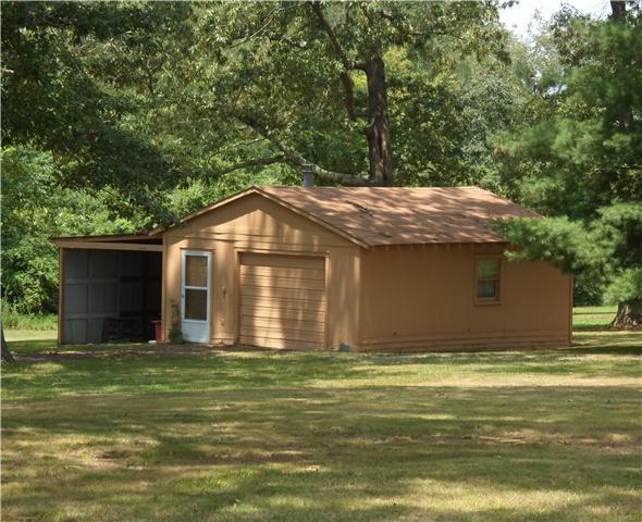 1565 Fall River Road Lawrenceburg, TN 38464 - Photo 15 of 18