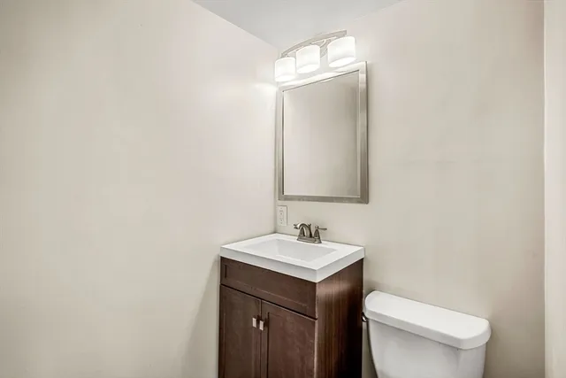 $385,000 | 30 Skyline Drive, Unit 6, Braintree, MA 02184