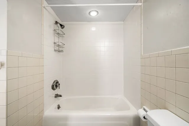 $385,000 | 30 Skyline Drive, Unit 6, Braintree, MA 02184