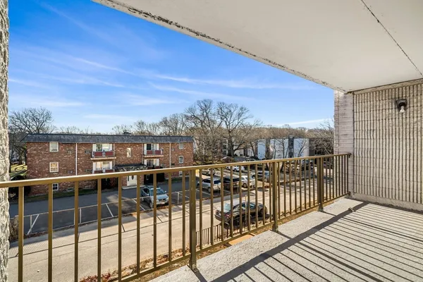 $375,000 | 30 Skyline Drive, Unit 6, Braintree, MA 02184