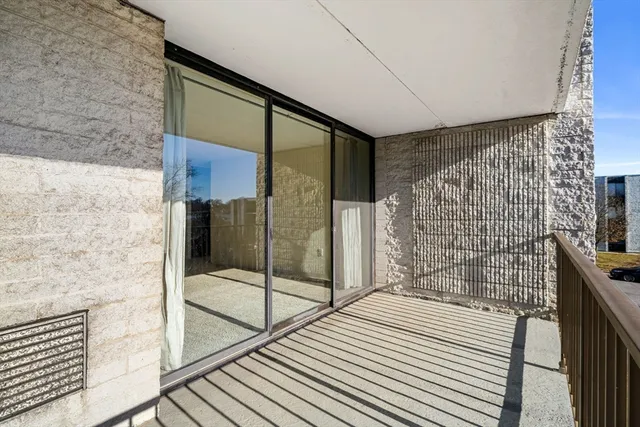 $385,000 | 30 Skyline Drive, Unit 6, Braintree, MA 02184