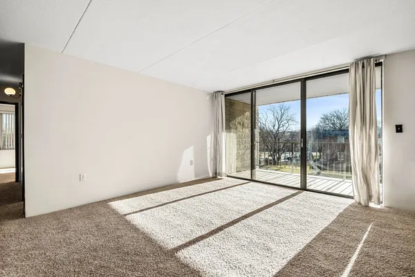 $375,000 | 30 Skyline Drive, Unit 6, Braintree, MA 02184