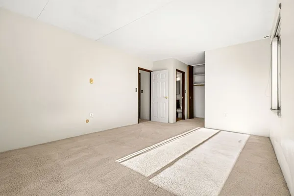 $375,000 | 30 Skyline Drive, Unit 6, Braintree, MA 02184