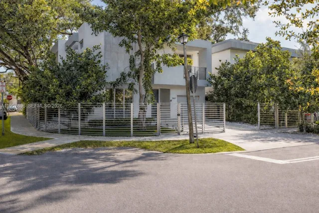 $1,295,000 | 2851 Southwest 33rd Court, Unit 2851, Miami, FL 33133