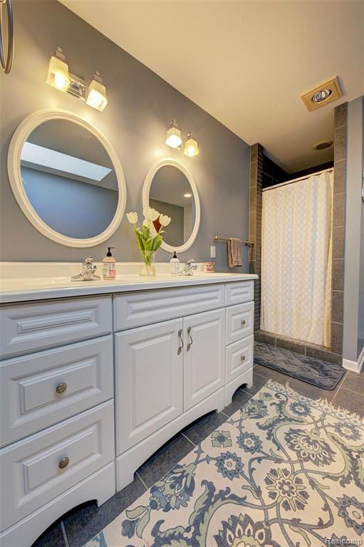 6577 Ridgeview Drive Clarkston, MI 48346 - Photo 30 of 44