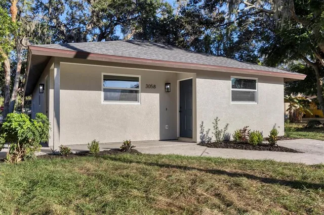 a front view of house with yard