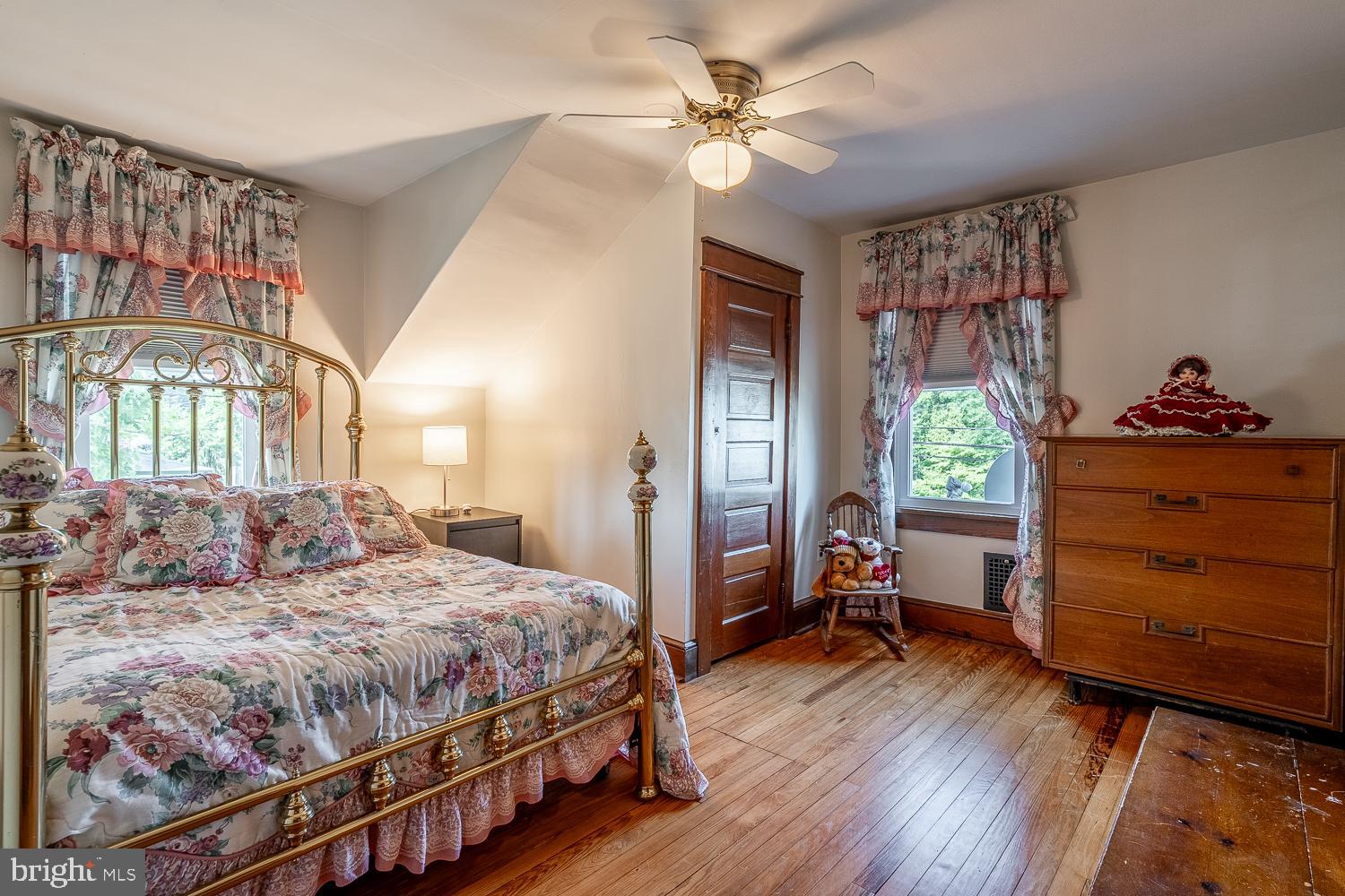 1033 Salem Road Burlington, NJ 08016 - Photo 18 of 37 Gallery Image 18