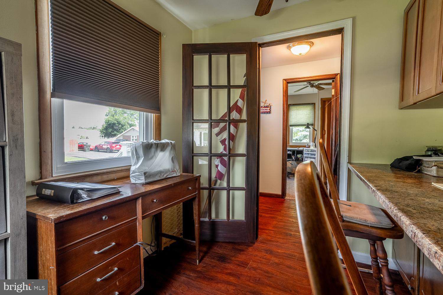 1033 Salem Road Burlington, NJ 08016 - Photo 5 of 37 Gallery Image 5