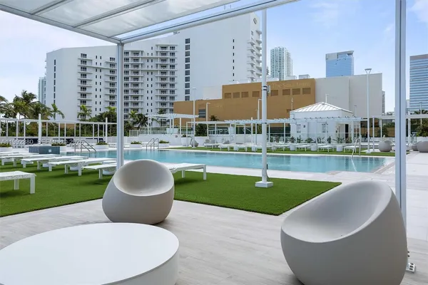 $2,900 | 770 Claughton Island Drive, Unit 2009, Miami, FL 33131