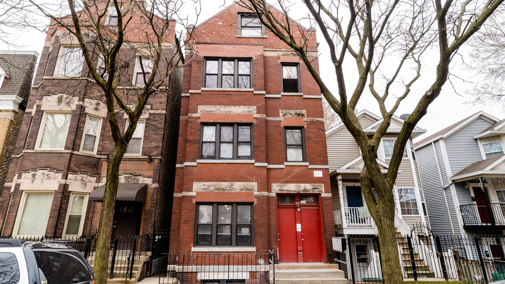 2235 West Cullerton Street Chicago, IL 60608 - Photo 1 of 15 a front view of a multi story residential apartment building