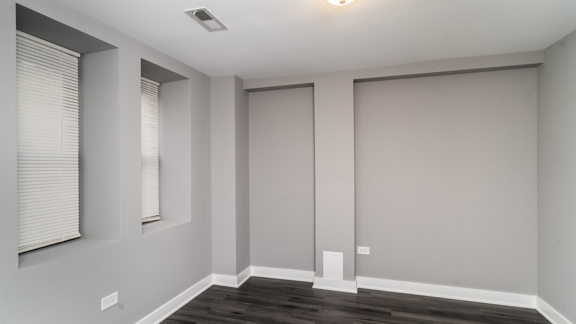 2235 West Cullerton Street Chicago, IL 60608 - Photo 8 of 15 a view of empty room with wooden floor